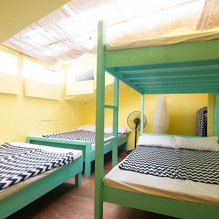 Auberge de jeunesse Go Surfari House à Baler Extérieur photo