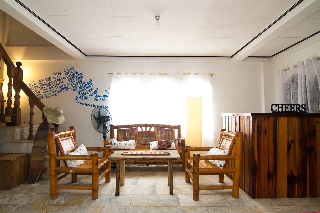 Auberge de jeunesse Go Surfari House à Baler Extérieur photo