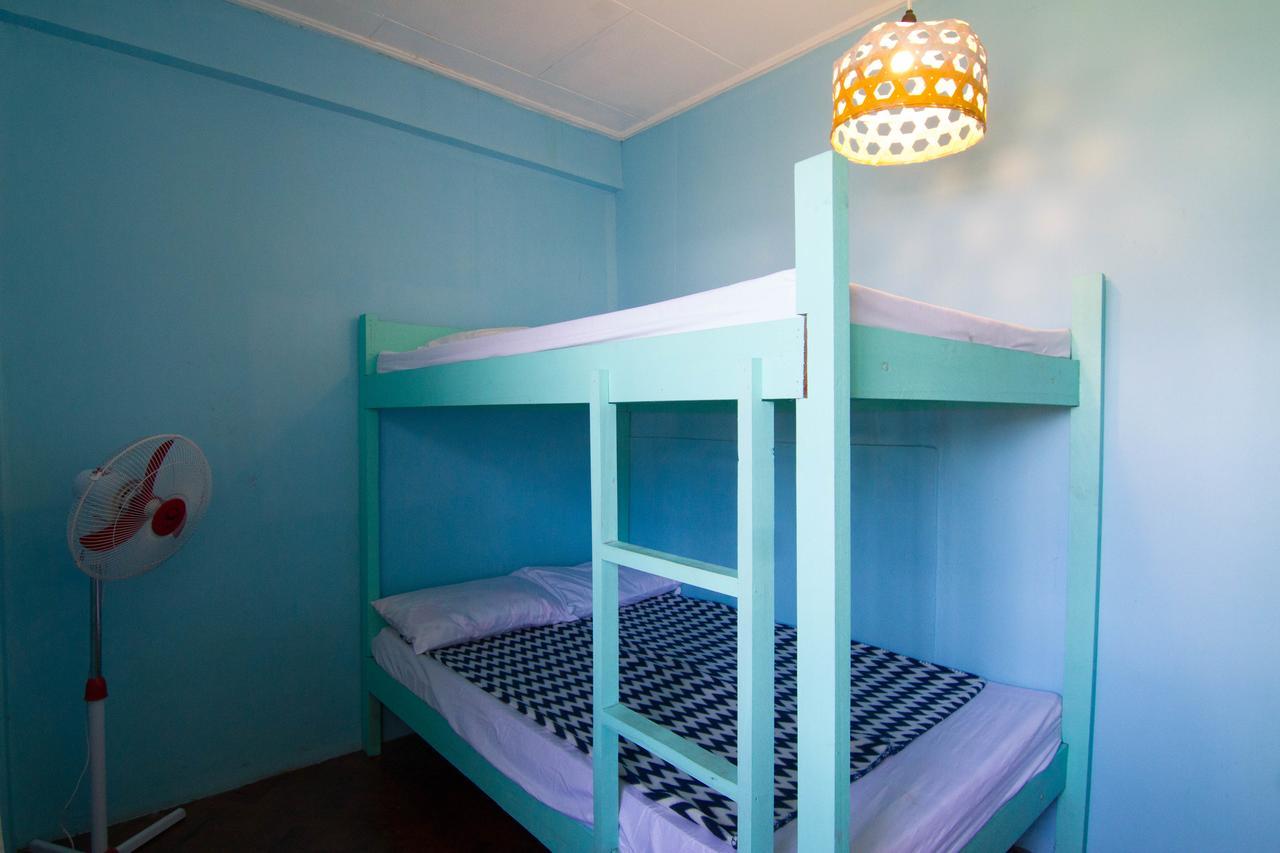 Auberge de jeunesse Go Surfari House à Baler Extérieur photo